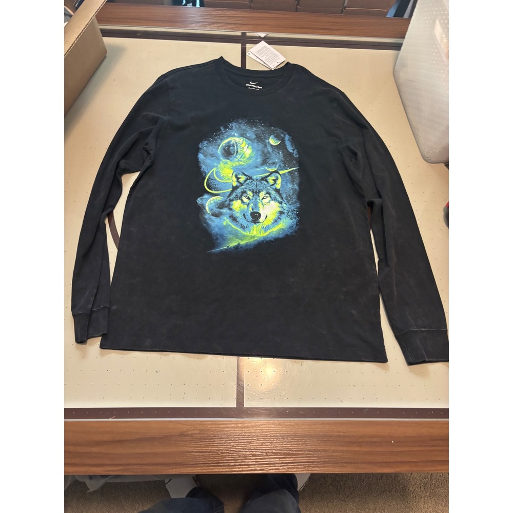 1235 Nike Mens Wolf Cosmic Graphic Long Sleeve Tee Black HV1762-010 XL